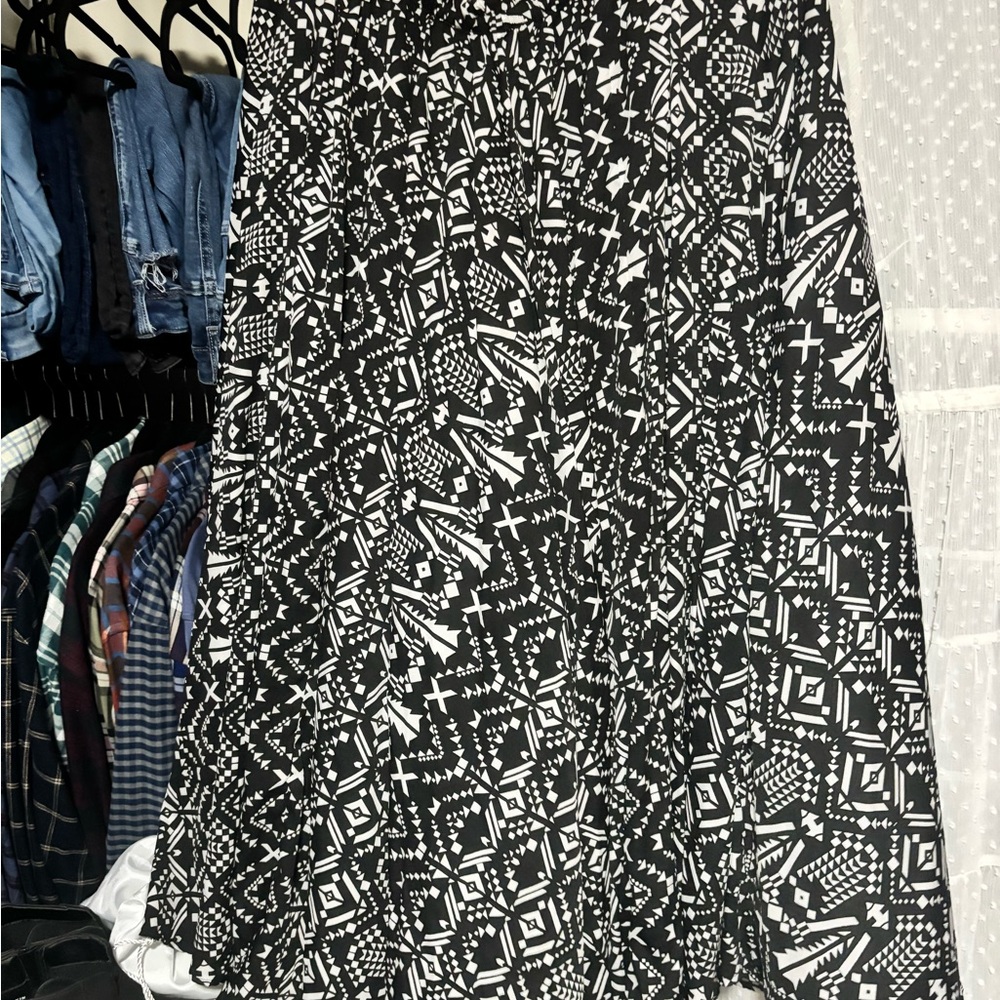 Magic Black and White Geometric A-Line Skirt